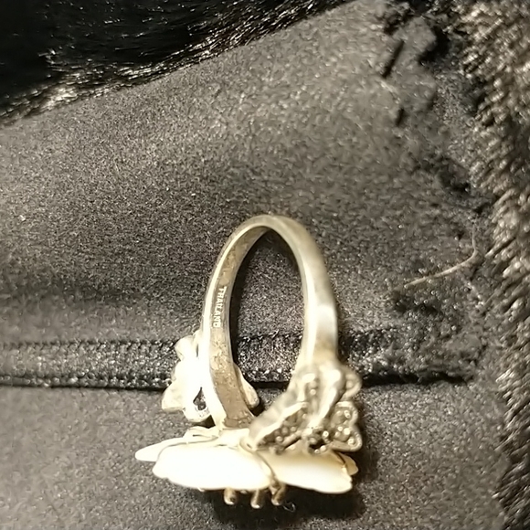 Silver flower ring - Picture 4 of 6